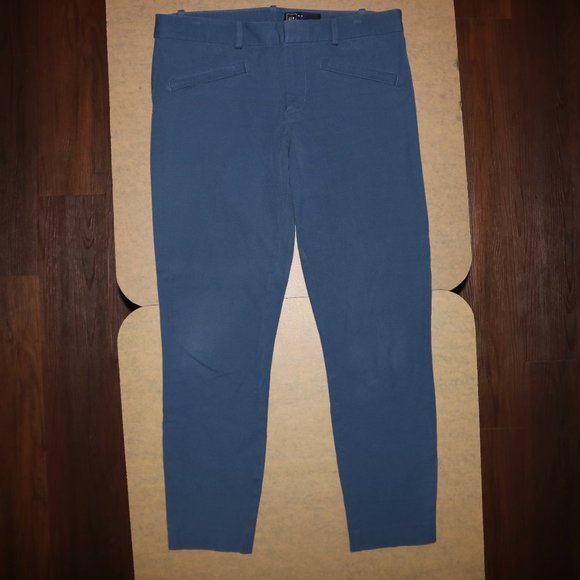 GAP Pants - Gap Khaki Blue Pants - Zipper Front Pockets w32x27